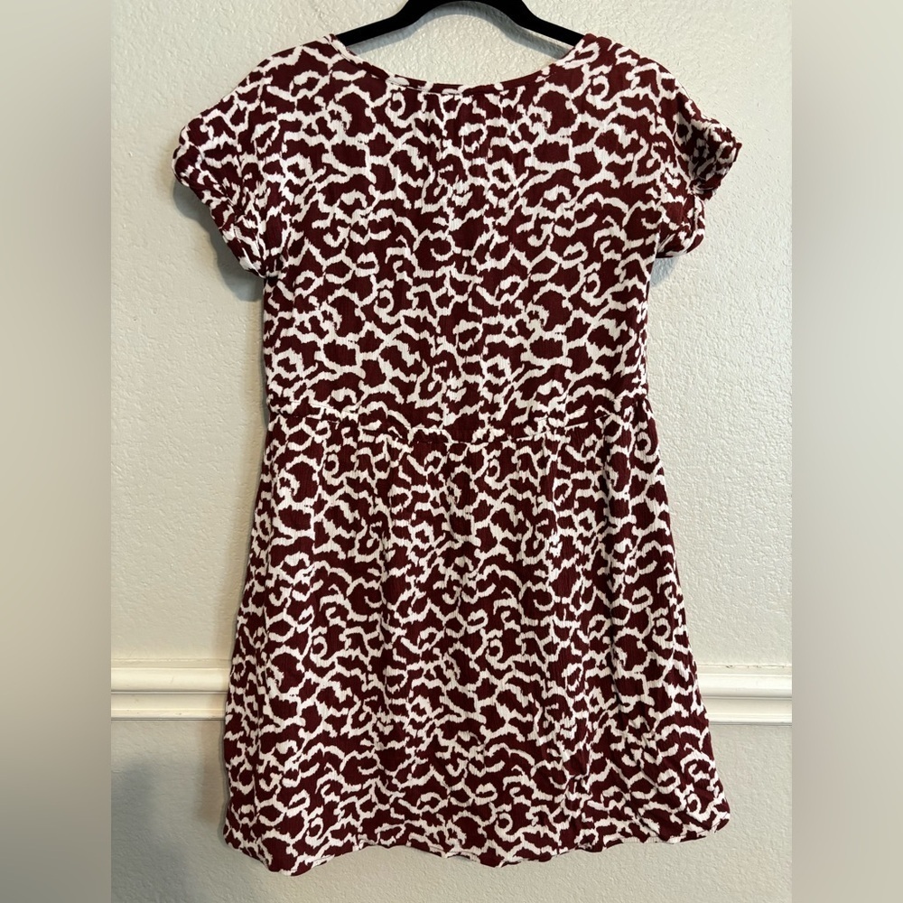Loft Women’s maroon and white v-neck knee-length dress size XS - Picture 6 of 7